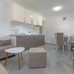 House Aronija With Swimming Pool Apartament