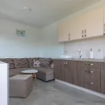 Apartament House Aronija With Swimming Pool