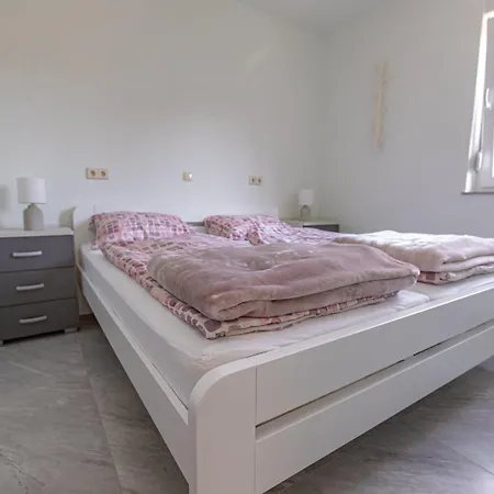 House Aronija With Swimming Pool * Grude