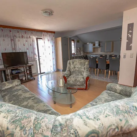 House Aronija With Swimming Pool * Grude