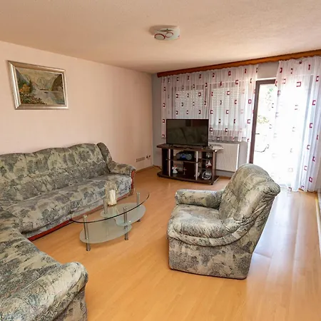 House Aronija With Swimming Pool