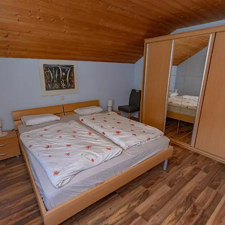Apartman House Aronija With Swimming Pool *