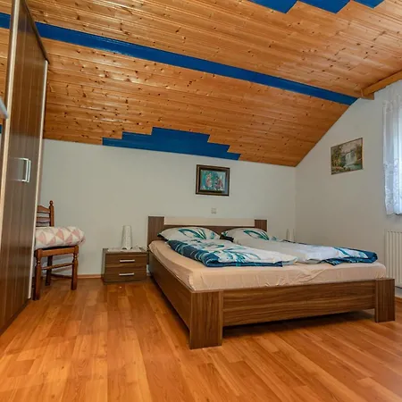 Apartman House Aronija With Swimming Pool