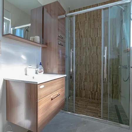 House Aronija With Swimming Pool Apartment Grude